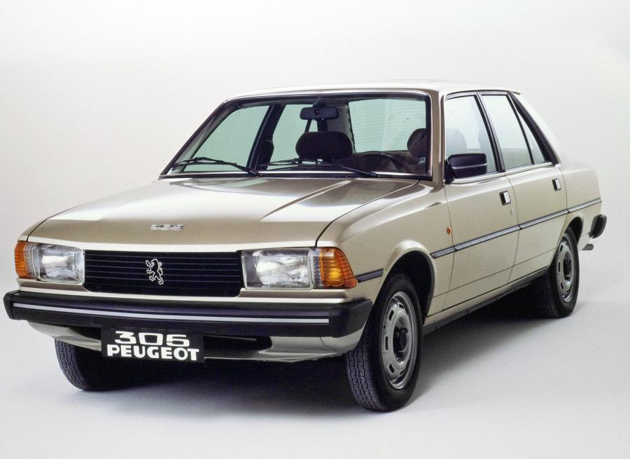  Peugeot 305 1977 года  (фото 3 из 11)